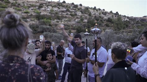 US slaps new sanctions on Israeli settlers over West Bank .